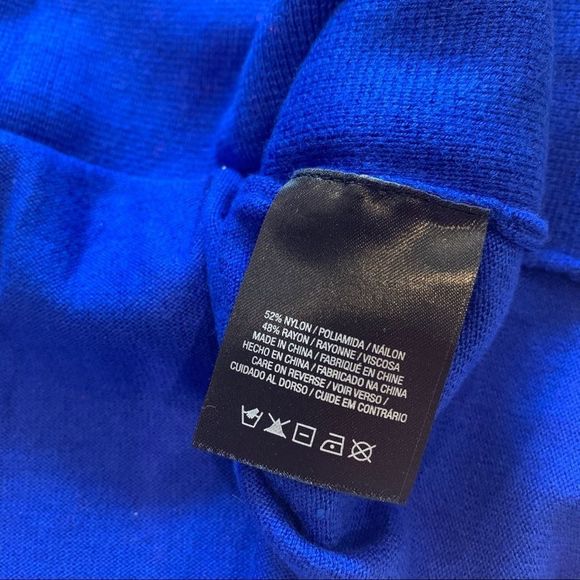 Blue T Tahari Sweater - Picture 7 of 10